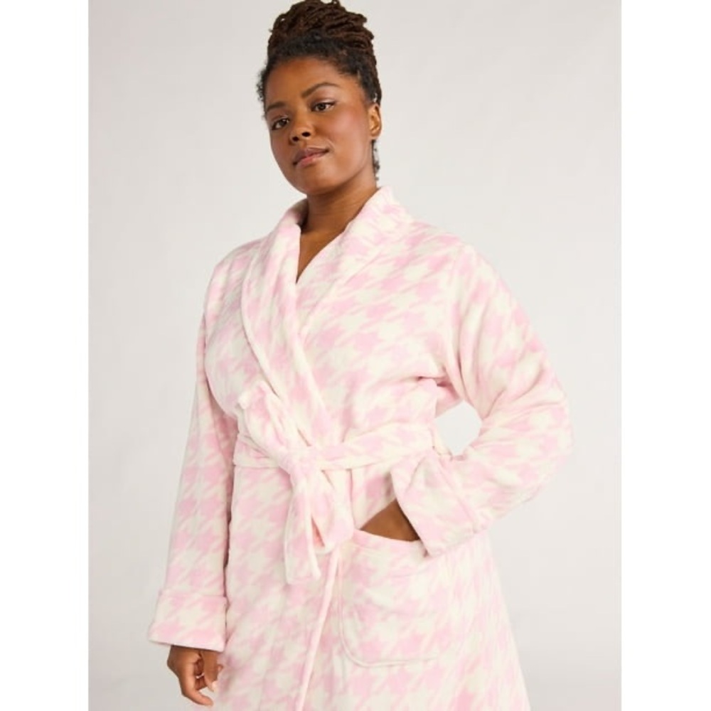Joyspun Women's Plush Robe